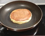 Foto langkah ke 5 dari resep Pancake teflon takaran sendok (tanpa mixer&tanpa bahan pengembang).