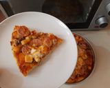Foto langkah ke 6 dari resep Pizza Homemade Simple.