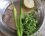 A picture of step 1 of Pear chutney.