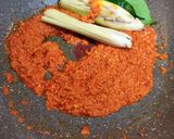 Foto langkah ke 3 dari resep Ayam suwir Bali kemangi.
