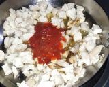 A picture of step 3 of Puff chicken bread.