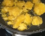 A picture of step 2 of Gul papdi.