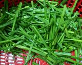 Hình bước làm 1 của món Khấu linh(lòng già) xào nghệ