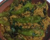 A picture of step 6 of Green chilies masala.