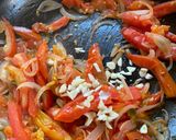 A picture of step 5 of Tomato Egg Noodle Soup.