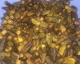 A picture of step 2 of Piyaz bhindi.