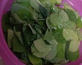 Foto langkah ke 1 dari resep Sayur Bening Daun Telang #SajianBerkuah.