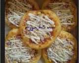Foto langkah ke 5 dari resep Pizza mini.