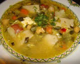 Foto del paso 4 de la receta: SOPA DE ESPINACA, PORRONES Y TOCINO CON PANTRUCAS