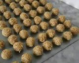 صورة لخطوة 2 من وصفة بقلاوة بشكل الورده
