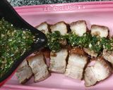 รูปขั้นตอนการทำที่ 3 ของ หมูต้มซีอิ้วราดซอส Chimichurri