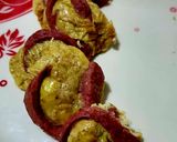 A picture of step 4 of Egg sausage Cups.
