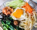 Hình bước làm 2 của món Cơm trộn hàn quốc