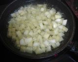 Foto del paso 5 de la receta: Jamoncitos de pollo embarrados en mojo y asados en freidora de aire con papas fritas
