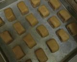 Foto langkah ke 4 dari resep Cookies isi wafer.