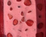 Foto langkah ke 3 dari resep Ice Cream Strawberry Super Simple.