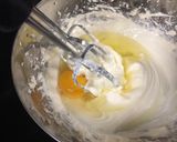 Hình bước làm 3 của món Basque Burnt Chessecake/Bánh phô mai nướng