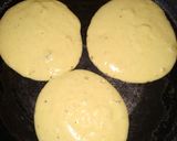A picture of step 2 of Mango Pancake.