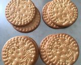 A picture of step 1 of Creamy Biscuit Sandwich.