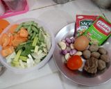 Foto langkah ke 1 dari resep Capcay kuah simple.