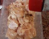 A picture of step 1 of Chicken Spicy Kung Pao.