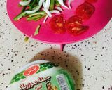 صورة لخطوة 3 من وصفة بيتزا بعجينة قطنية 🍕