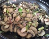 Foto del paso 1 de la receta: Pasta con salsa de champiñones