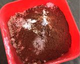 Foto langkah ke 2 dari resep Shiny Crust Brownies.