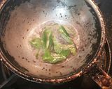 A picture of step 3 of Coriander Coconut Chutney.