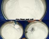 A picture of step 1 of Rice Fara or steamed Rice savoury gujiya.