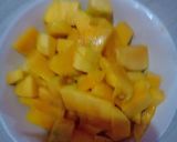 Foto langkah ke 2 dari resep Sop mangga madu.
