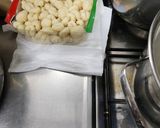 Foto del paso 2 de la receta: Ñoquis de papa con salsa y alitas de pollo