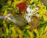 ग्वार फली आलू की सब्जी (guar phalli aloo ki sabzi recipe in Hindi) रेसिपी चरण 4 फोटो