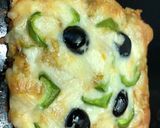 A picture of step 4 of 3 colour Mini Bread Pizza 🍕.
