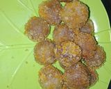 Foto langkah ke 6 dari resep Bola- bola ubi ungu isi coklat lumer.