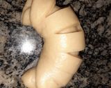 Foto del paso 7 de la receta: Medialunas de nata sin manteca