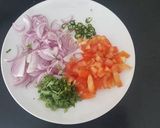 प्याज़ टमाटर उत्तपम (Pyaz tamatar uttapam recipe in hindi) रेसिपी चरण 2 फोटो