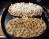 Foto del paso 1 de la receta: Focaccia con mozzarella y queso de pesto