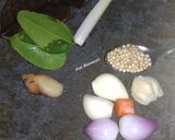 Foto langkah ke 2 dari resep Tumis Buncis Usus Ayam.