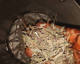 A picture of step 1 of Taragon moctail.