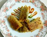 A picture of step 4 of Leftover paneer bhurji kathi roll.