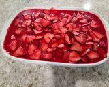 A picture of step 4 of Strawberry Pretzel Salad.