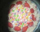 Foto langkah ke 4 dari resep Muffin strawberry rainbow cocho chip magic com ala nia.