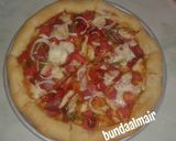 Foto langkah ke 9 dari resep Pizza dg 3 macam pinggiran topping suka2 🍕🍕🍕.
