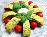 Foto del passaggio 5 della ricetta Fresco rotolo di zucchine con salmone, avocado e pomodoro
