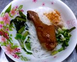 รูปขั้นตอนการทำที่ 7 ของ เส้นหมี่หุ่นต้มยำน่องไก่