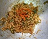 A picture of step 4 of Maggi Street style.