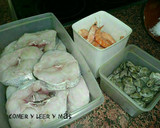Foto del paso 1 de la receta: Merluza a la marinera