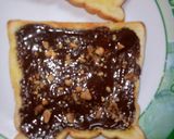 Foto langkah ke 3 dari resep 537. Roti Panggang Selai Coklat.