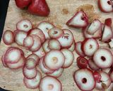 A picture of step 1 of Water Apples/Rose Apples Salad.
